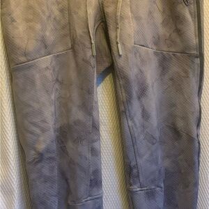Men's Gray Jogger Pants